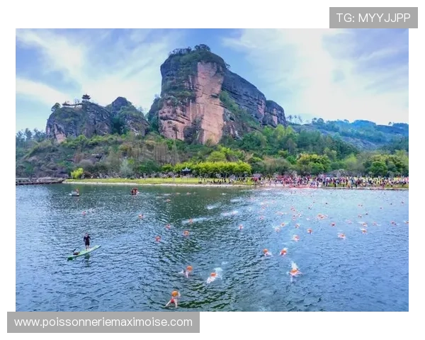 龙虎山风景:探秘中国著名的龙虎山自然奇观与文化遗产